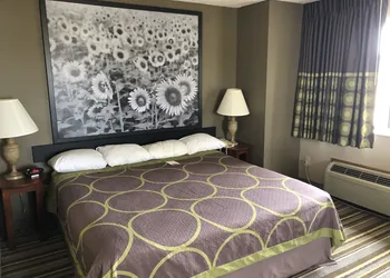 Circle S Motel hotel thumbnail 6