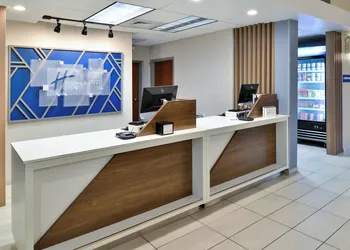 Holiday Inn Express Lewisburg/New Columbia by IHG hotel thumbnail 2