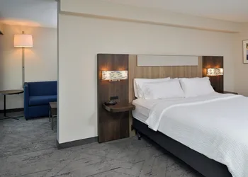 Holiday Inn Express Lewisburg/New Columbia by IHG hotel thumbnail 4