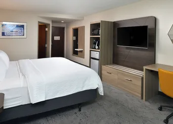 Holiday Inn Express Lewisburg/New Columbia by IHG hotel thumbnail 7