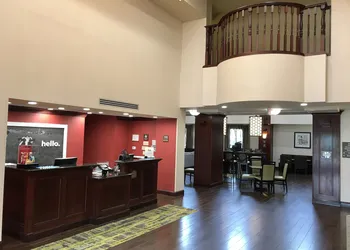 Hampton Inn & Suites Lamar hotel thumbnail 2