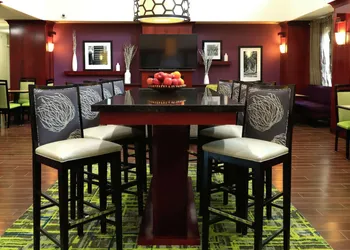 Hampton Inn & Suites Lamar hotel thumbnail 3