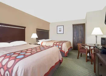 Super 8 by Wyndham Danville hotel thumbnail 7