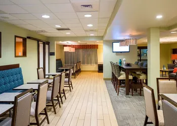 Hampton Inn Danville hotel thumbnail 2