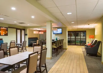 Hampton Inn Danville hotel thumbnail 5