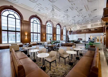 Hotel Fort Des Moines, Curio Collection by Hilton hotel thumbnail 5