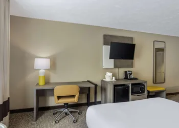 Comfort Inn Huntingdon hotel thumbnail 5