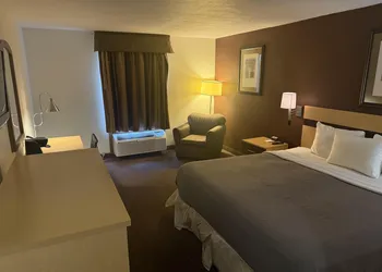 Surestay By Best Western Obetz Rickenbacker Airport hotel thumbnail 5