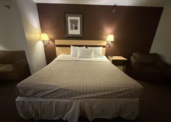 Surestay By Best Western Obetz Rickenbacker Airport hotel thumbnail 8