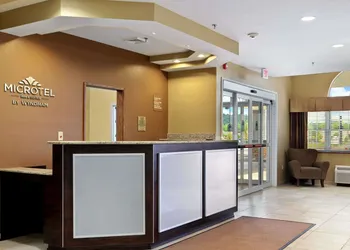 Microtel Inn & Suites by Wyndham Marietta hotel thumbnail 2