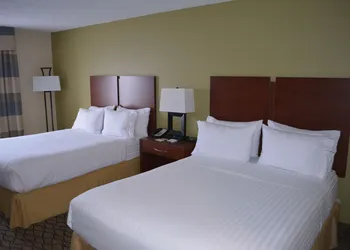 Holiday Inn Express & Suites Lancaster by IHG hotel thumbnail 4