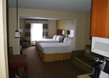 Holiday Inn Express & Suites Lancaster by IHG hotel thumbnail 5