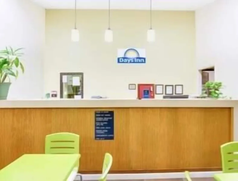 Days Inn by Wyndham Athens hotel detail image 2