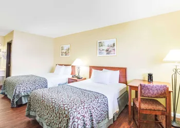 Days Inn by Wyndham Athens hotel thumbnail 4