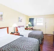 Days Inn by Wyndham Athens hotel detail image 5