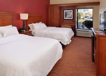 Hampton Inn Columbus-East hotel thumbnail 8