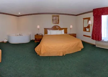 Quality Inn & Suites Circleville hotel thumbnail 5