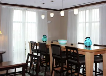 Hampton Inn Gallipolis hotel thumbnail 4