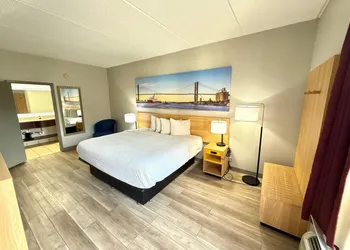 Days Inn by Wyndham Statesboro hotel thumbnail 7
