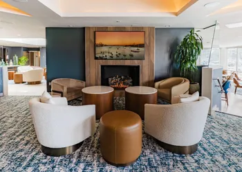 Bay Club Hotel & Marina hotel thumbnail 4