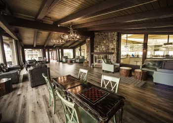 Lake Lawn Resort hotel thumbnail 2