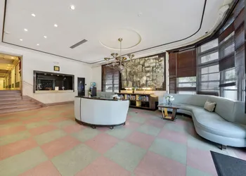 Greenview Hotel by Lowkl hotel thumbnail 3