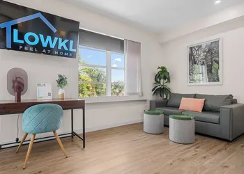 Greenview Hotel by Lowkl hotel thumbnail 8