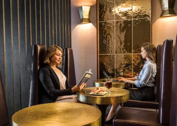 Charlesmark Hotel hotel thumbnail 3