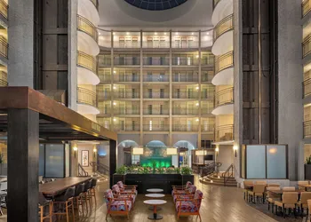 Embassy Suites by Hilton El Paso hotel thumbnail 3