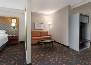 Holiday Inn Winter Haven by IHG hotel thumbnail 8