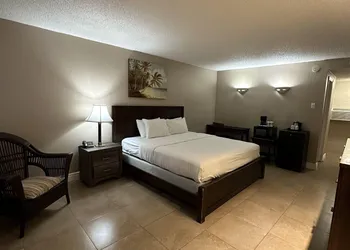 Tahitian Inn hotel thumbnail 8