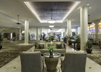 Waikiki Resort Hotel hotel thumbnail 3
