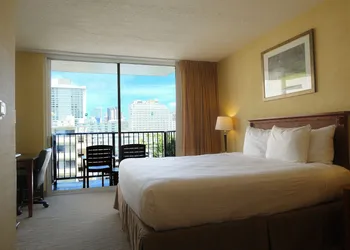 Waikiki Resort Hotel hotel thumbnail 5