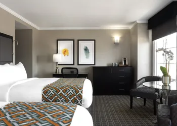voco The Tiger Hotel Columbia, MO by IHG hotel thumbnail 3