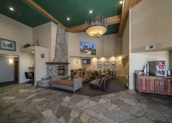 Truckee Donner Lodge hotel thumbnail 5