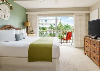 Olde Marco Island Inn and Suites hotel thumbnail 4