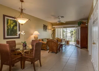 Olde Marco Island Inn and Suites hotel thumbnail 7