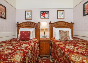 San Remo Hotel hotel thumbnail 5