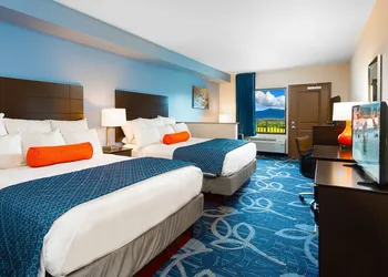 Country Cascades Waterpark Resort hotel thumbnail 5