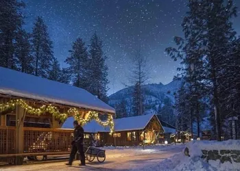 Sleeping Lady Mountain Resort & Spa hotel thumbnail 3