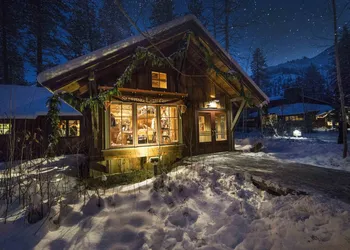 Sleeping Lady Mountain Resort & Spa hotel thumbnail 4
