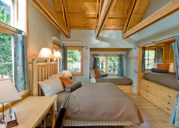 Sleeping Lady Mountain Resort & Spa hotel thumbnail 5