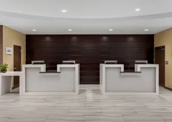 Delta Hotels by Marriott Somerset hotel thumbnail 2
