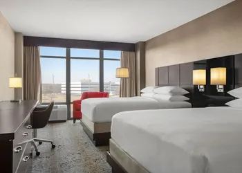 Delta Hotels by Marriott Somerset hotel thumbnail 6