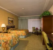 University Square Hotel hotel detail image 5