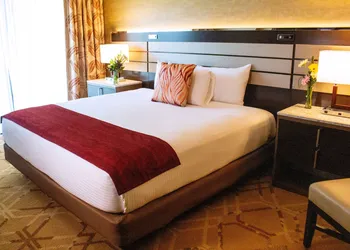 Ameristar Casino Hotel Kansas City hotel thumbnail 6