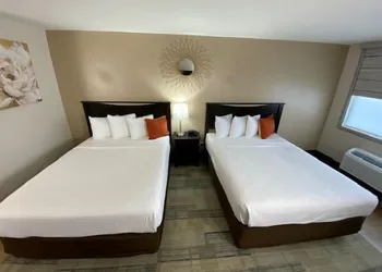 Stanford Inn & Suites Anaheim hotel thumbnail 3
