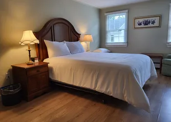 The Stowe Village Inn hotel thumbnail 8