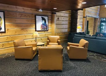 Heathman Lodge hotel thumbnail 3