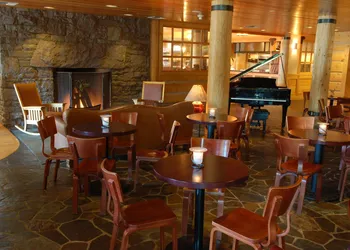 Heathman Lodge hotel thumbnail 5
